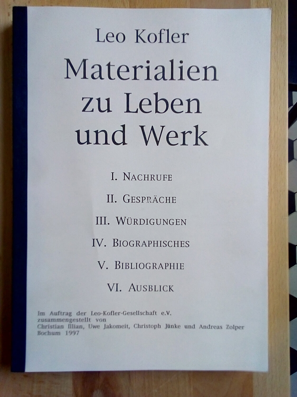 Buchcover „Leo Kofler – Materialien zu Leben und Werk“, herausgegeben von der Leo Kofler-Gesellschaft, 1997
